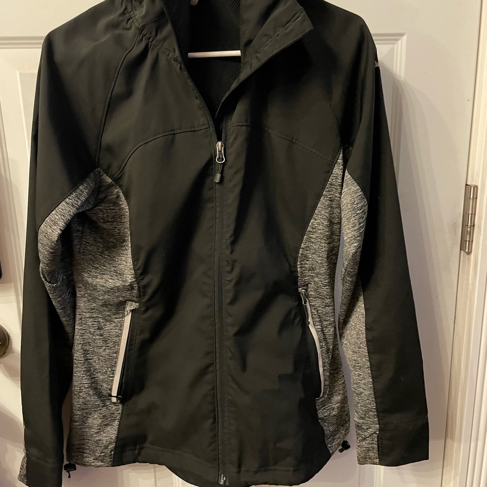 Avalanche Black and Gray Ski Jacket